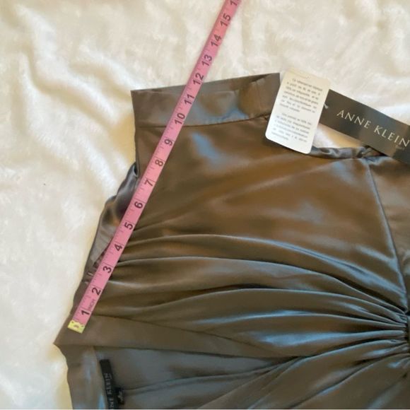 Anne Klein Silk Fitted Taupe Blouse/Top-Side Zip-Empire Waist Sz 6 - Picture 10 of 13